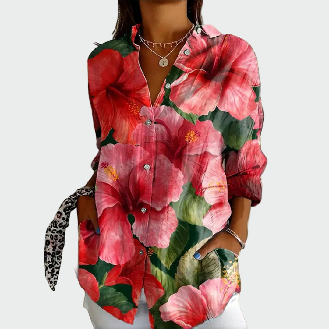 Camisa estilosa com estampa floral
