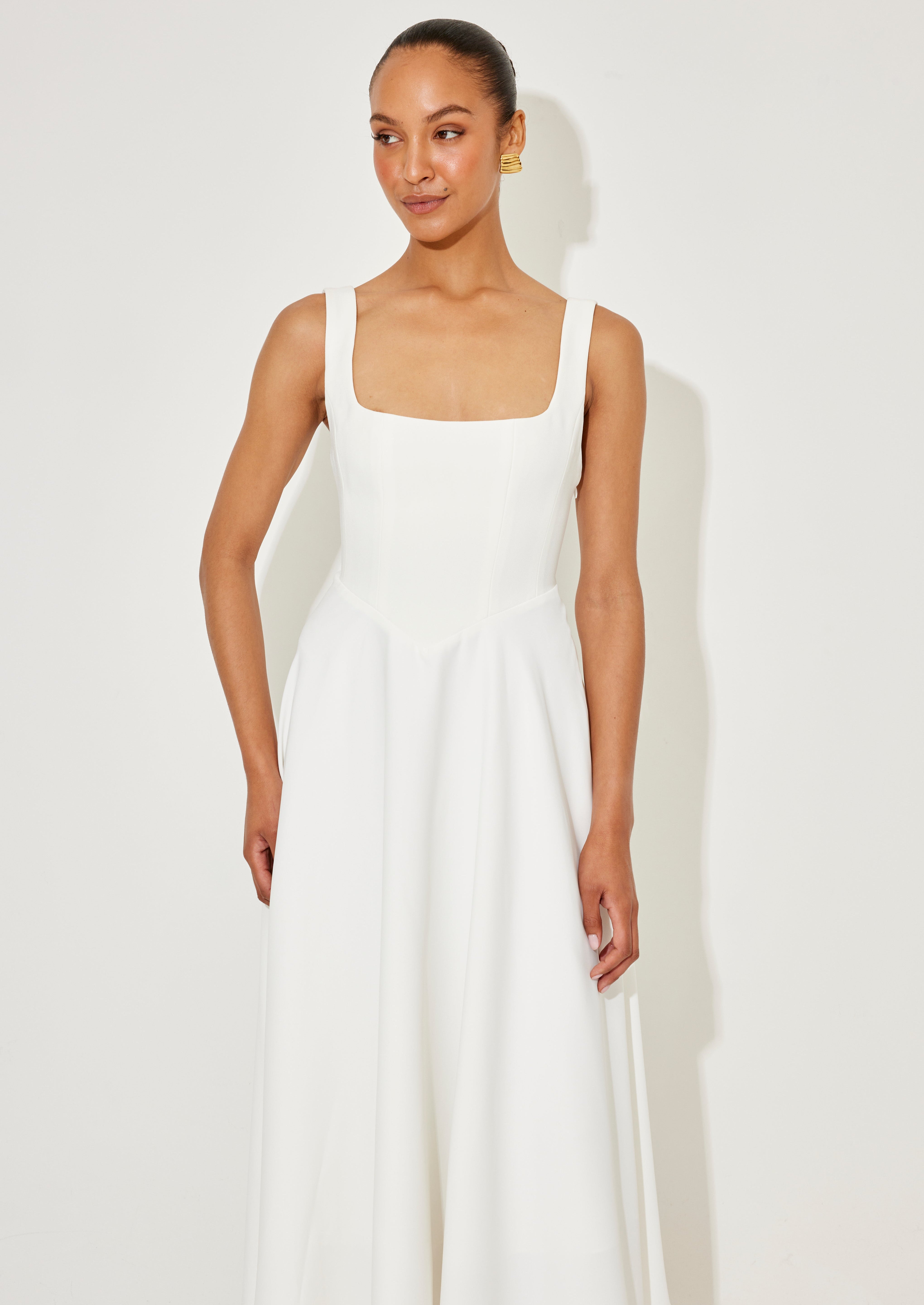 Amélia - Vestido Midi Intemporal — vista 3