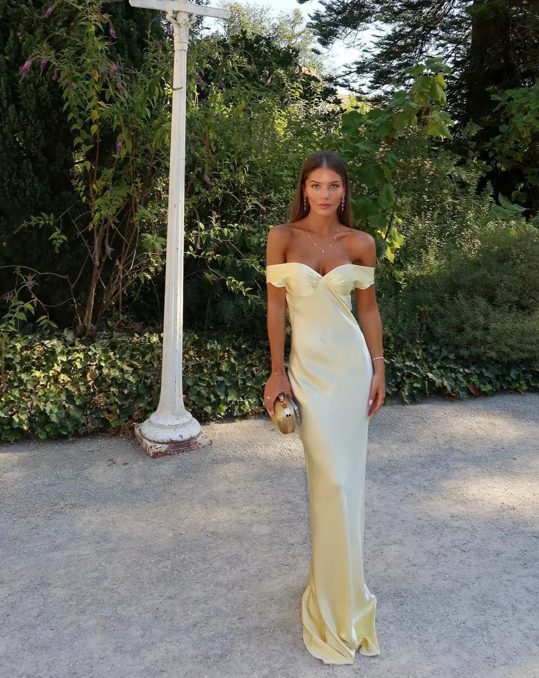 Bárbara - Vestido Maxi em Cetim — vista 3
