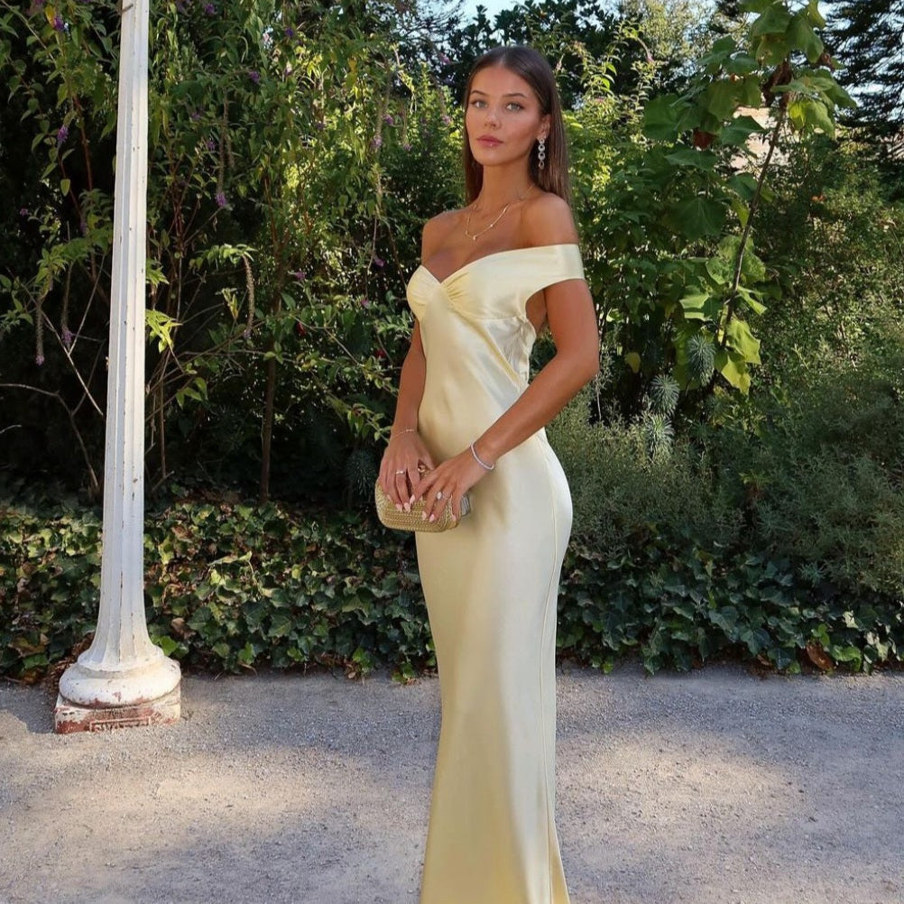 Bárbara - Vestido Maxi em Cetim — vista 2