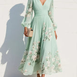 Elga - Vestido maxi plissado em chiffon com padrão floral