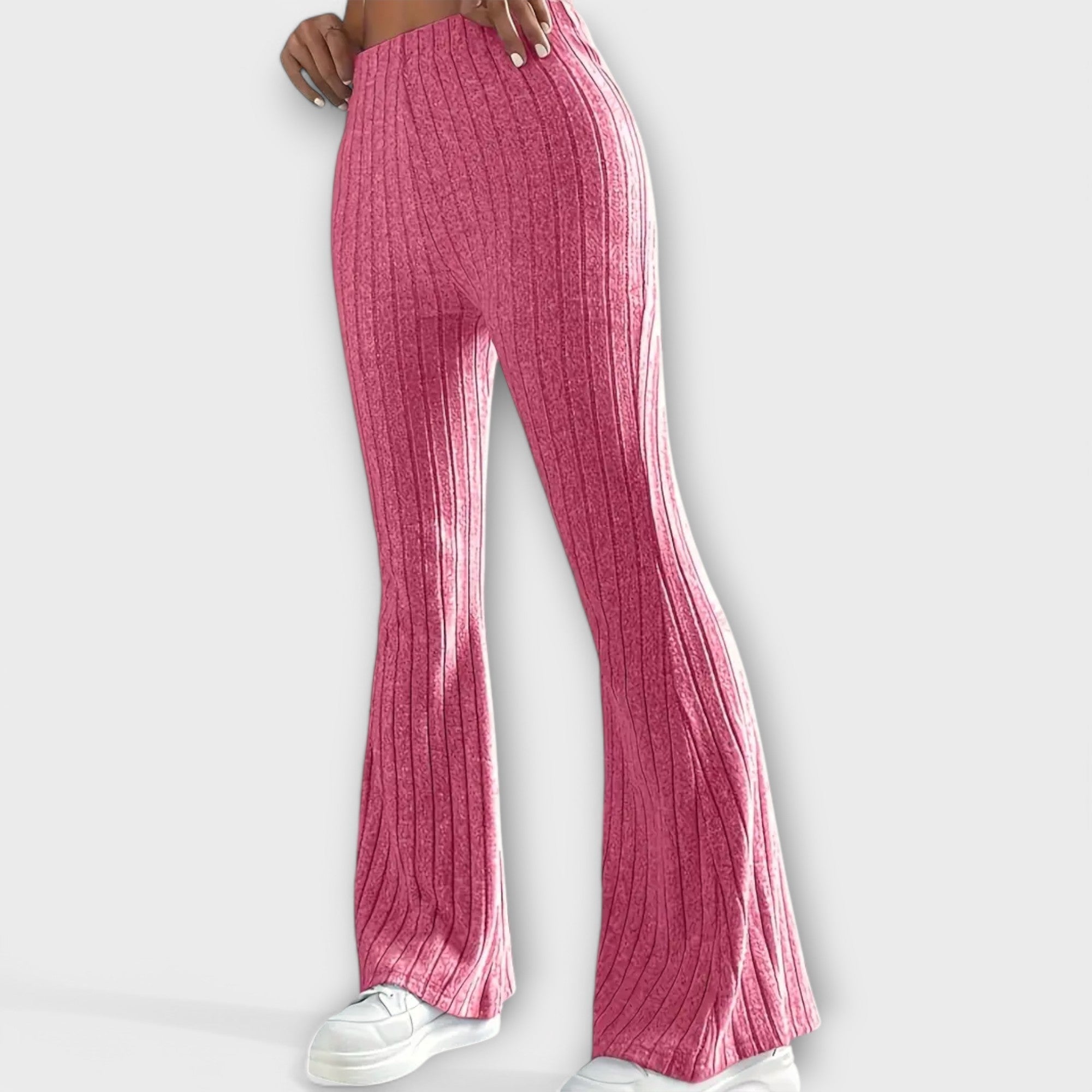 Jennifer - Calças largas com estilo