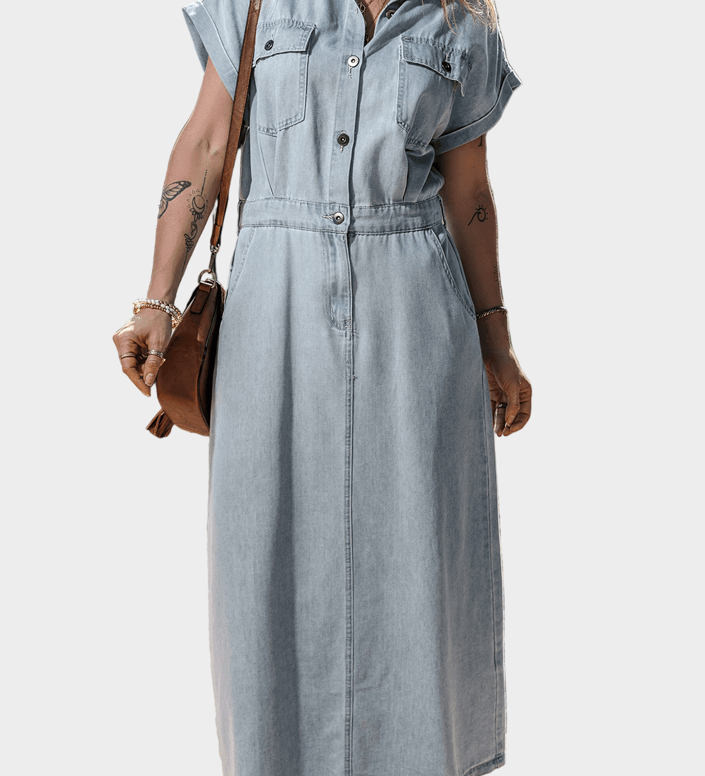 Vestido de jeans com elegantes mangas de morcego