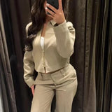 Conjunto Casual Emmy - Casaco e Calças de 2 Peças